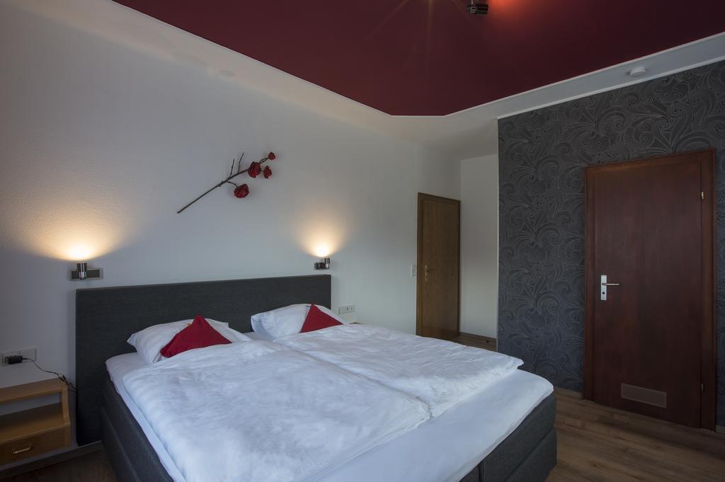 Enz Residenz Hotel Enzklösterle Eksteriør billede