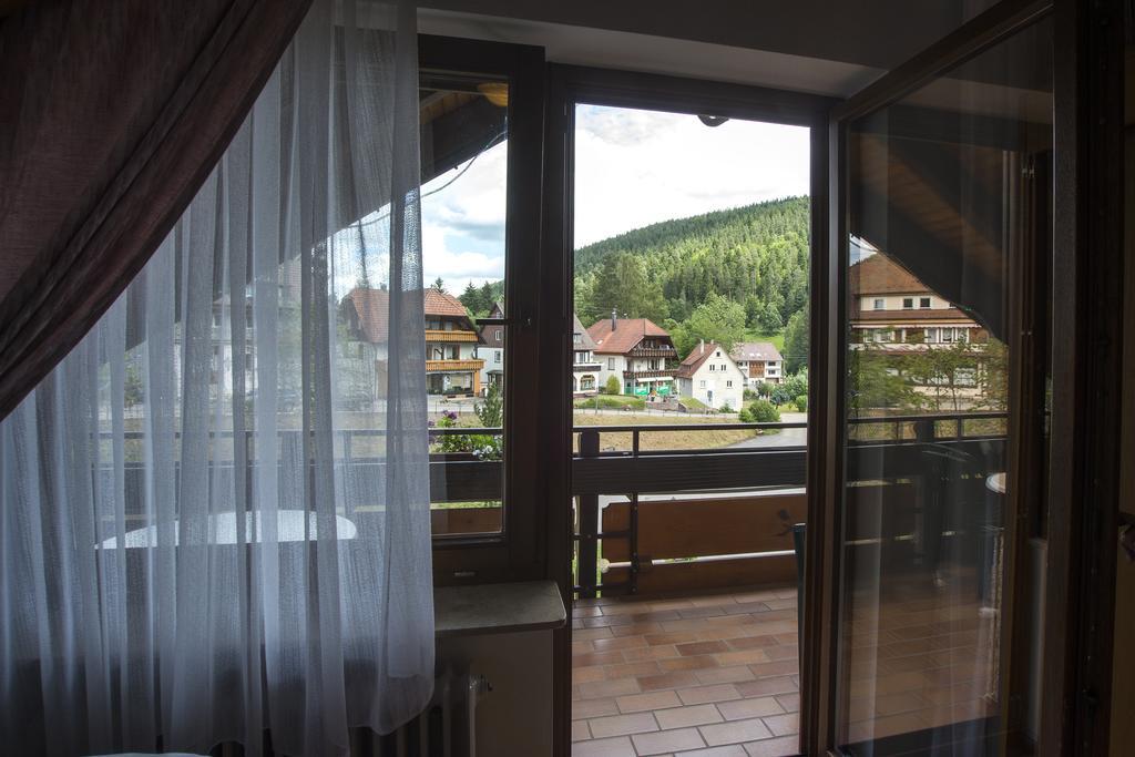 Enz Residenz Hotel Enzklösterle Eksteriør billede