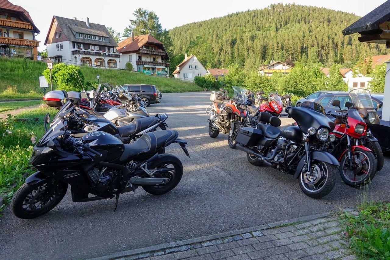 Enz Residenz Hotel Enzklösterle Eksteriør billede
